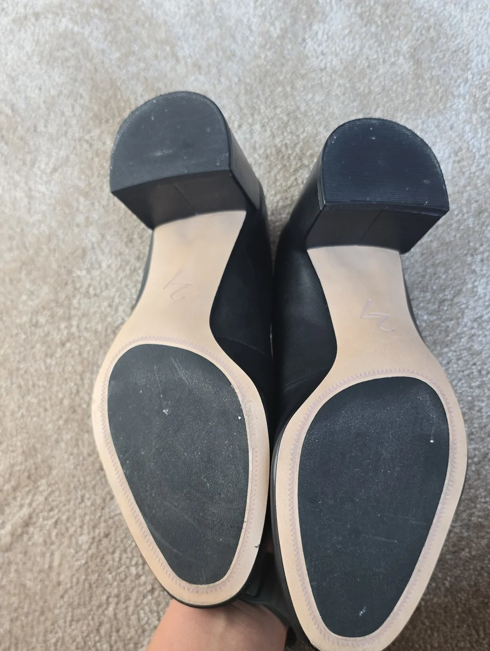 New 27 EDIT Naturalizer Black Leather Round Toe Comfort Pumps Size 7M